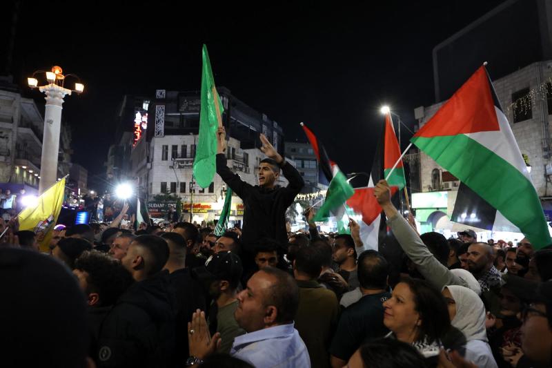 AFP - Palestinos en Cisjordania contra el conflicto con Israel