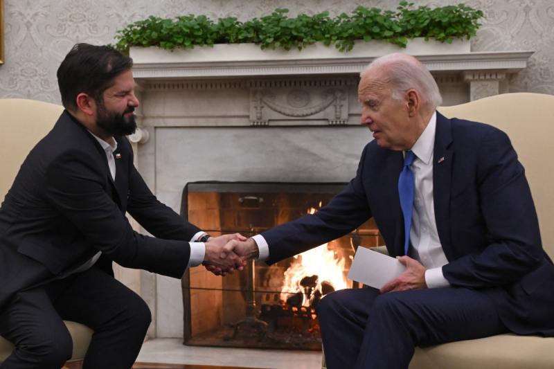 Presidente Biden a Boric: "Sé que tú y yo compartimos la visión de que el hemisferio sea el más próspero y democrático del mundo"