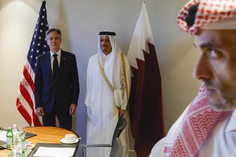 AFP - Blinken con el Primer Ministro de Qatar