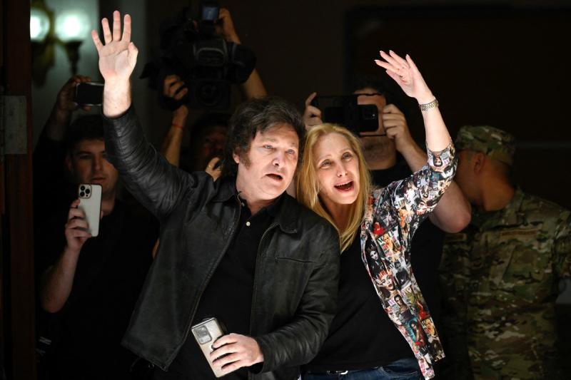 Javier y Karina Milei - AFP