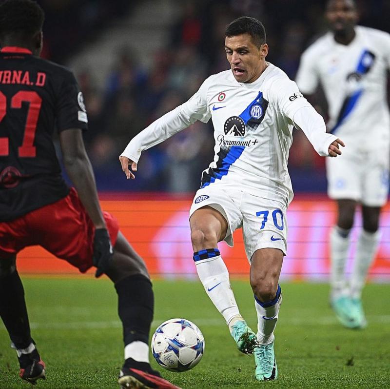 Aseguran que Alexis Sánchez sería tentado por el fútbol mexicano.