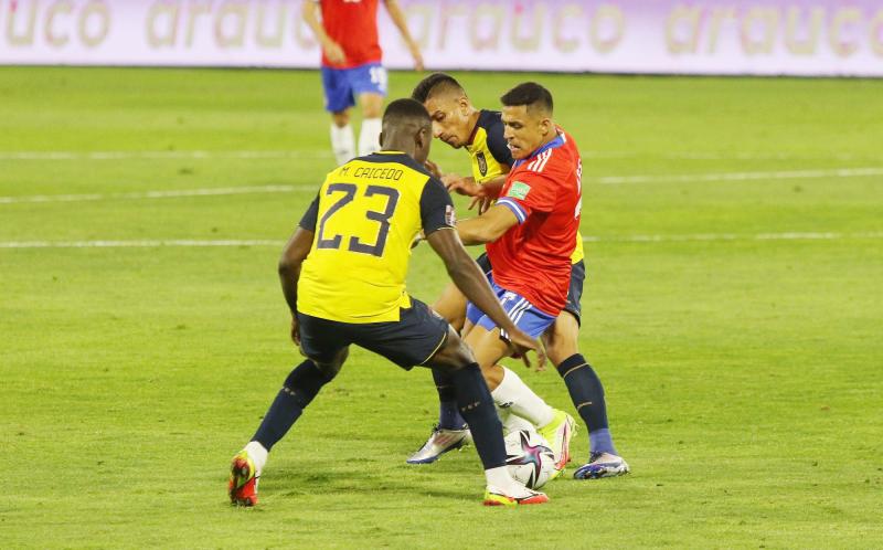 Agencia Uno - La Selección Chilena visita a Ecuador por las Clasificatorias