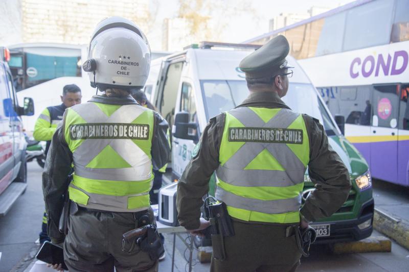 Agencia Uno - Nueva Ley de Tránsito entrega más potestad a Carabineros.