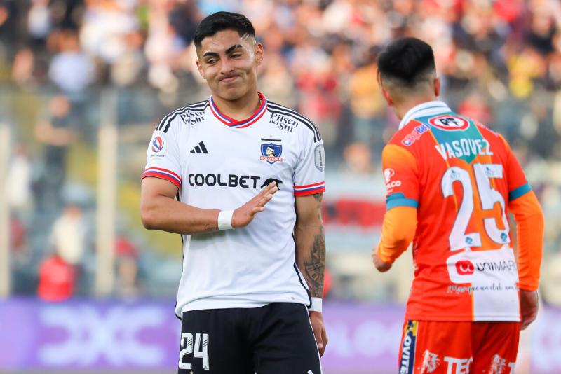 Agencia Uno - Jordhy Thompson fue detenido por violencia intrafamiliar