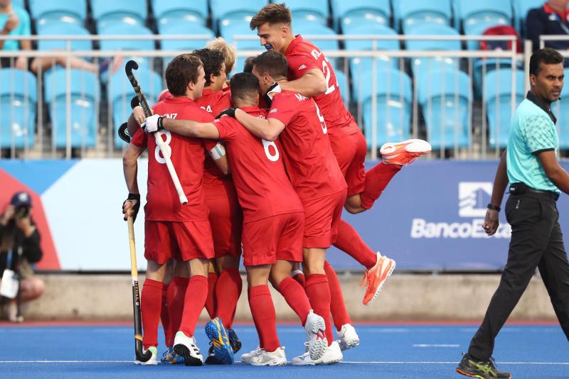 Agencia Uno - Los "Diablos" en Santiago 2023