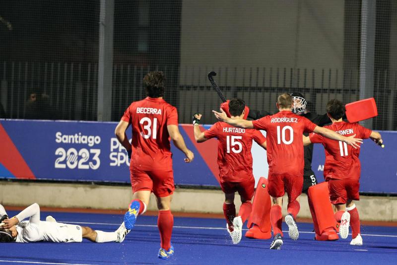 Agencia Uno - Los "Diablos" en Santiago 2023