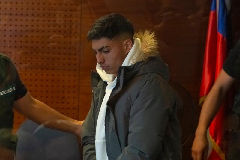 Agencia Uno - Jordhy Thompson, formalizado por femicidio frustrado