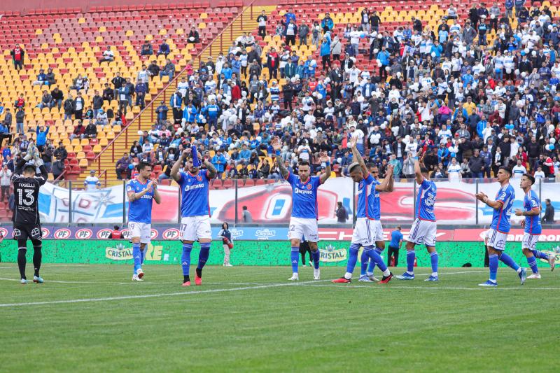 Los hinchas cruzados no llenaron el estadio en el Clásico Universitario - Créditos: Agencia Uno