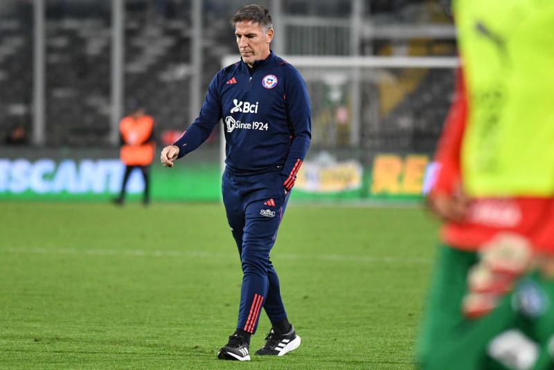 Nicolás Córdova reemplazará a Berizzo (en la foto) - Agencia Uno