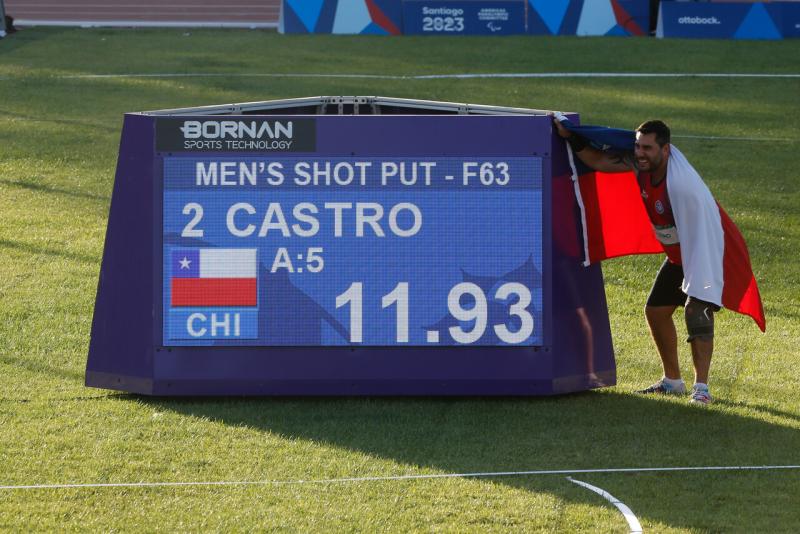 Nicolás Castro ganó la medalla de plata en el Lanzamiento de Bala. Imagen: Agencia Uno.