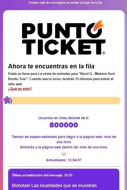 X - Cerca de 800 mil personas esperaban comprar para ver a Karol G en Chile.