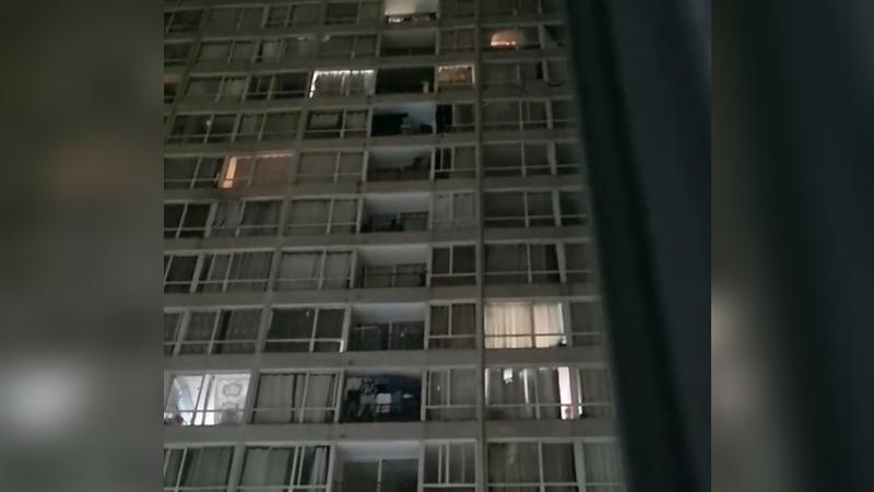 TikTok/alejandrorojas489 - Venezolano en Chile critica ruidosas fiestas de compatriotas