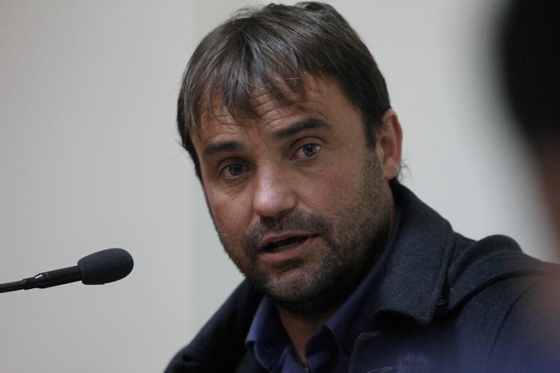 José Luis Sierra apareció en la órbita de la Roja - Crédito: Photosport.