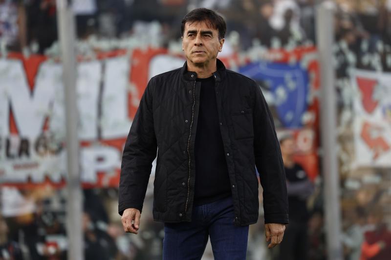 ¿Dejará Colo Colo? Gustavo Quinteros es uno de los favoritos para reemplazara Berizzo / Photosport