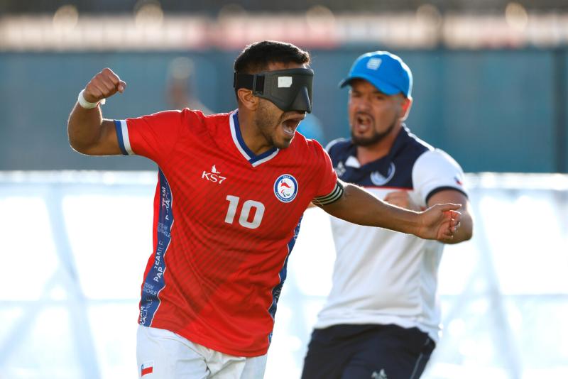 La Roja de fútbol para ciegos ganó su primer partido en la historia parapanamericana en Santiago 2023 - Crédito: Photosport.