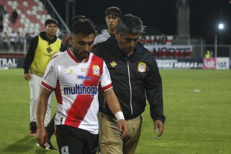Curicó Unido cayó frente a Magallanes y selló su descenso a la Primera B. (Agencia UNO)