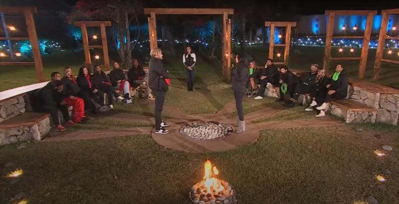 Canal 13 - Junior Playboy en el último Cara a Cara de "Tierra Brava"