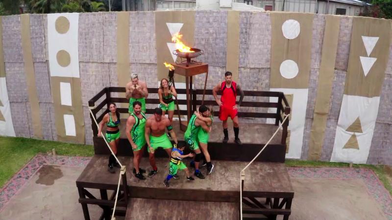 Canal 13 - Pelea Luis Mateucci y Miguelito