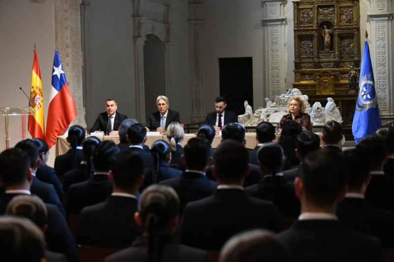 Secretario de Estado y Seguridad de España, destaca a PDI por su excelencia en la investigación criminal en Chile