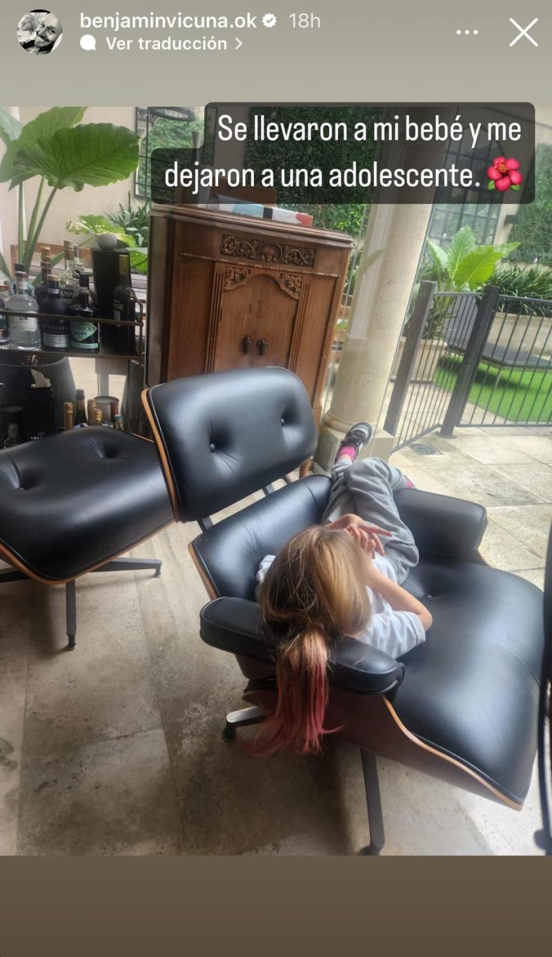 Instagram (@benjaminvicuna.ok) - Magnolia Vicuña