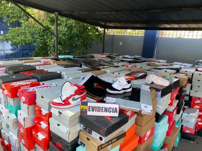 PDI incautó zapatillas falsas en Paine
