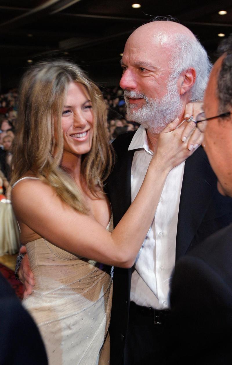 AFP - Jennifer Aniston y director de 'Friends', James Burrows