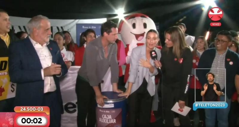 Kika Silva y Gonzalo Valenzuela en Teletón 2023