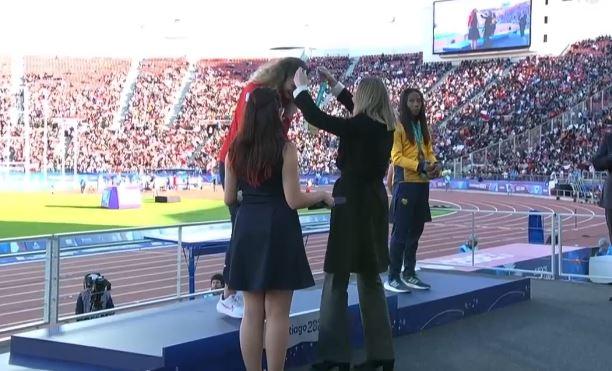 T13 - Premiación a Martina Weil