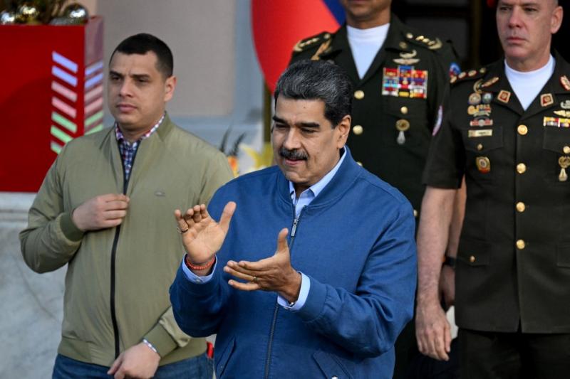 AFP - Maduro califica de "locura" y "desastre" decreto de Milei en Argentina