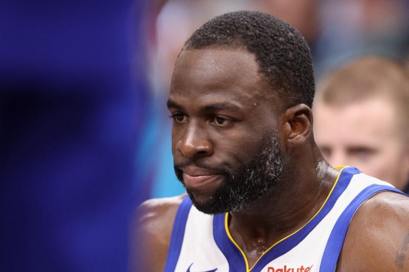 AFP - La NBA suspende "indefinidamente" a Draymond Green por golpear a jugador de Suns