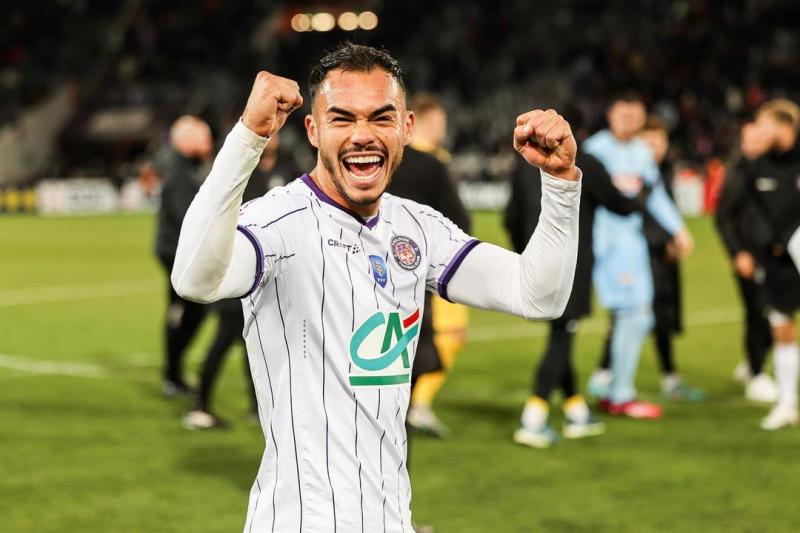 Gabriel Suazo está en la mira de un gigante alemán gracias a su destacado rendimiento en Toulouse. / Foto: @gabrelalonso11