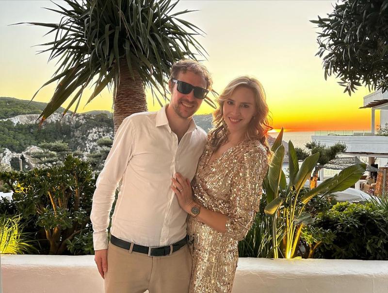 Cláusula de "no niños": Vale Ortega entrega particular condición para su matrimonio