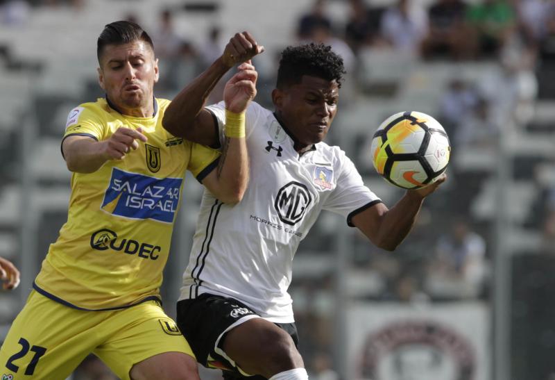 Alexander Bolaños durante su paso por Colo Colo ante U. de Concepción / Agencia UNO