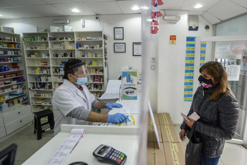 Agencia Uno - Entrega de RUT en el comercio