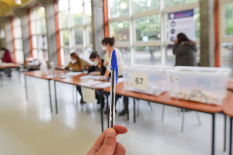 Agencia Uno - Plebiscito 2023: ¿Puedo votar si tengo el carnet vencido?