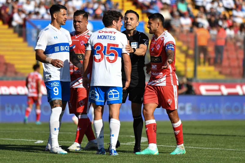 Piero Maza hizo enojar al plantel de la UC - Crédito: Agencia UNO