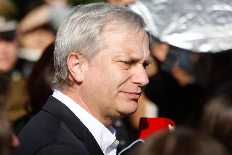 Agencia UNO - José Antonio Kast y posible rival en elecciones presidenciales: "Cualquiera que vaya por el Gobierno va a perder"