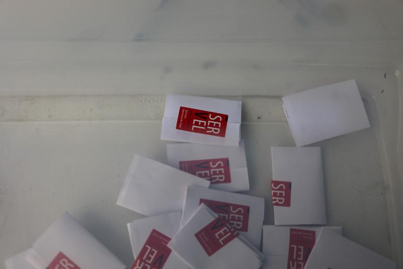 Agencia Uno - Los cuatro países con mesas que no se pudieron instalar porque no llegó nadie