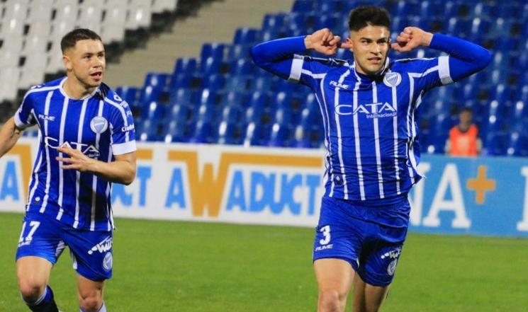 Thomas Galdames sueña con el título de la Copa de la Liga Profesional del fútbol argentino - Crédito: @thomasgaldames