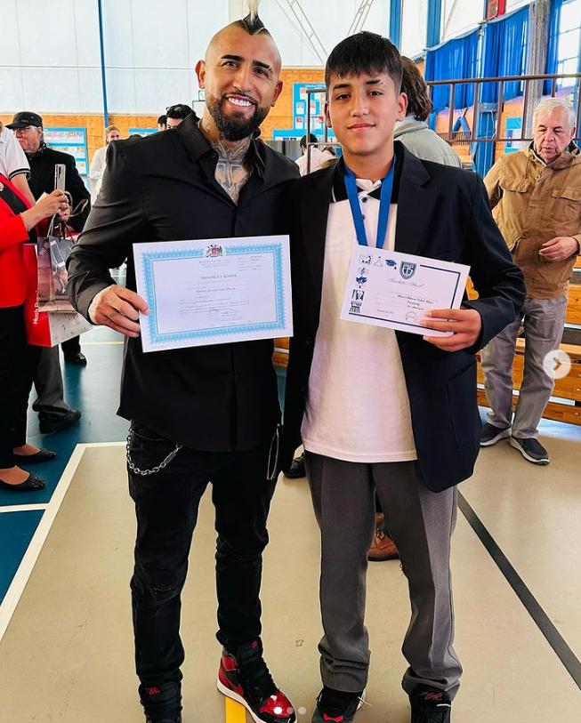 'Monito' Vidal sorprendió a todos con su impactante cambio físico.