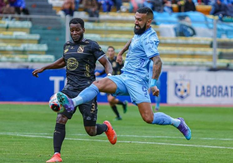 Ronnie Fernández podría partir a México - Crédito: @ronnie_fernandez_9