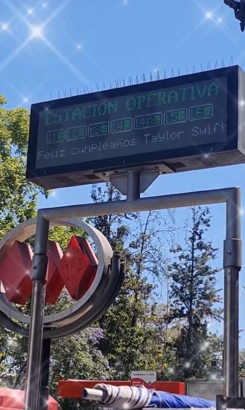 X - Metro saludó por su cumpleaños a Taylor Swift