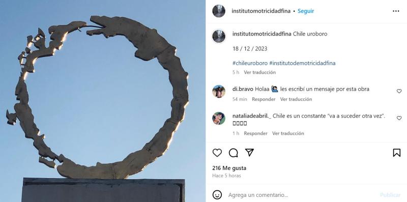 Figura instalada tras el plebiscito - Instagram