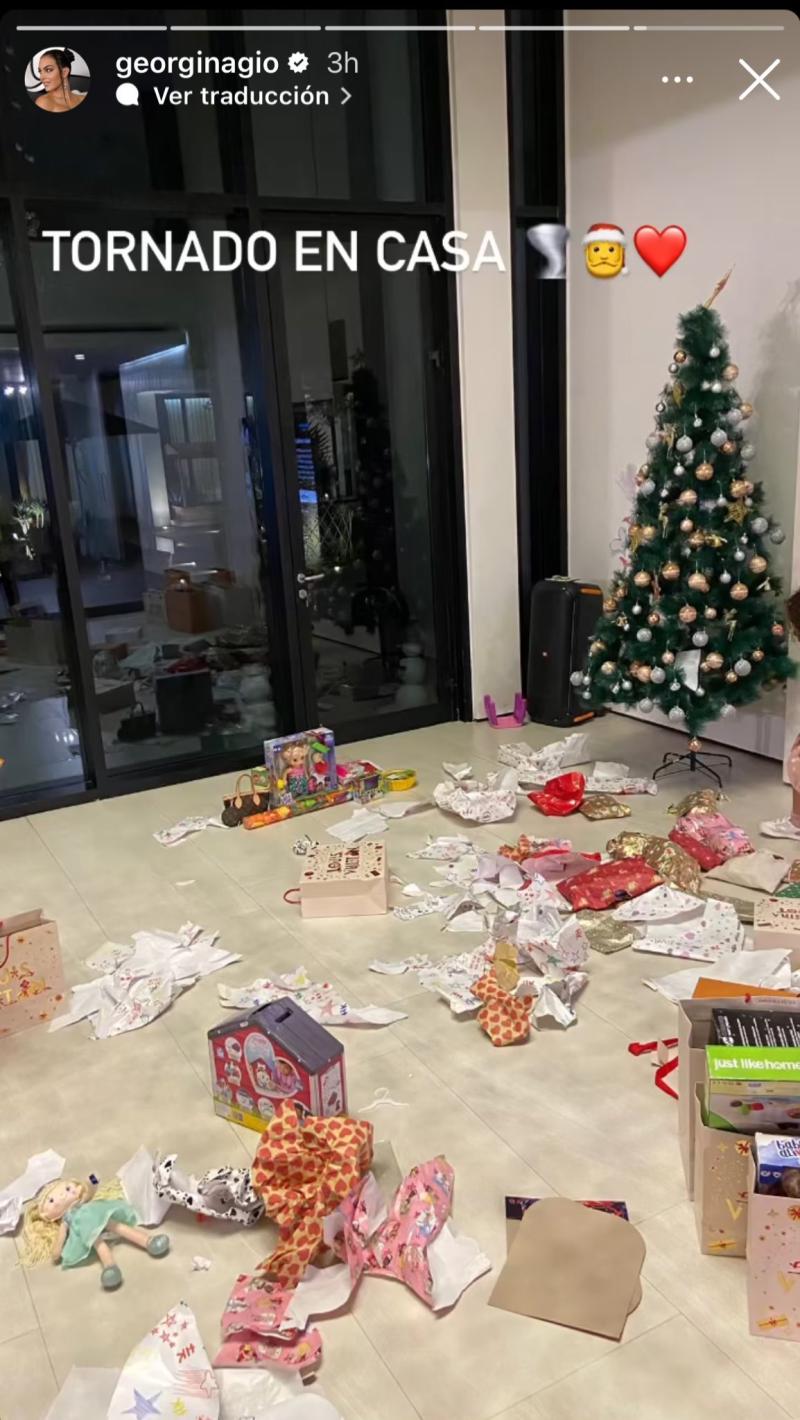 El árbol de navidad de Cristiano Ronaldo y Georgina Rodríguez / Instagram