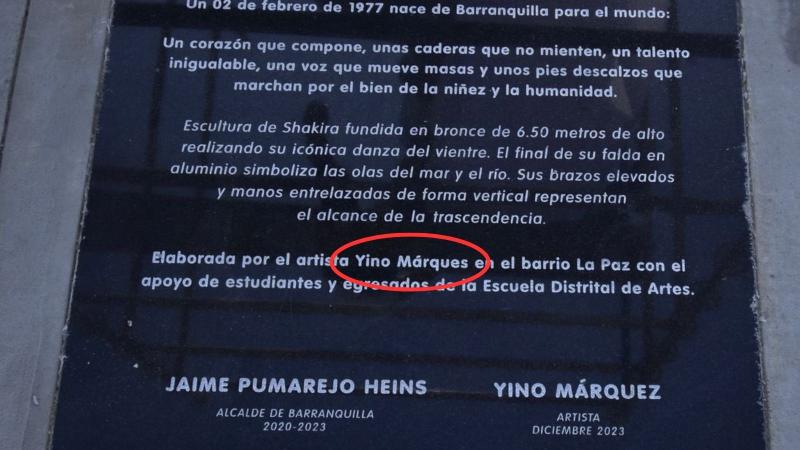 El error ortográfico presente en la gigantesca estatua de Shakira en Barranquilla