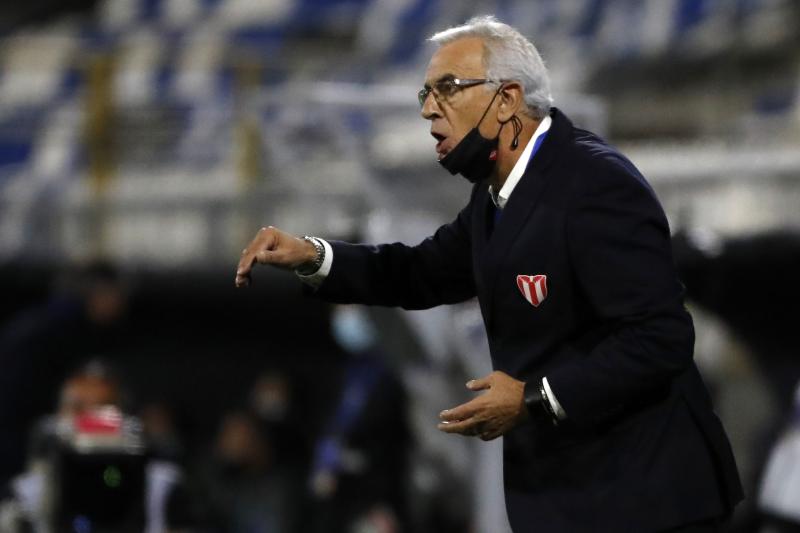 Jorge Fossati es el nuevo entrenador de la selección de Perú - Crédito: Photosport
