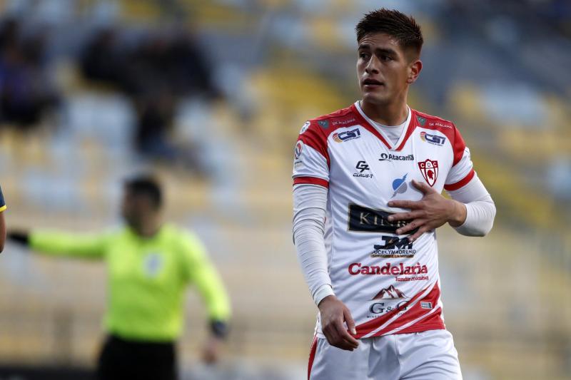 Axl Ríos se transformó en el tercer refuerzo de Everton - Créditos: Photosport