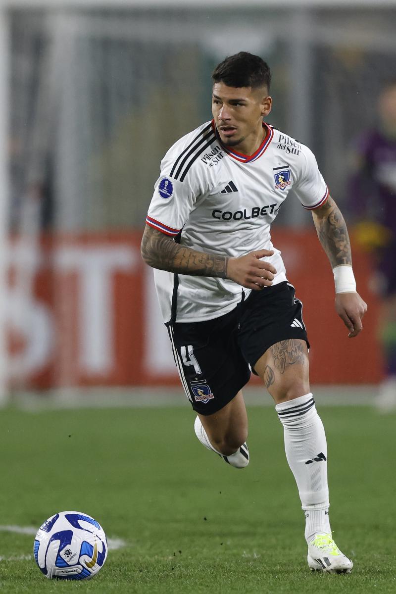 Alan Saldivia podría dejar Colo Colo y partir a Argentina - Créditos: Photosport