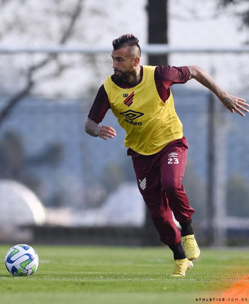 Se estaría complicando la llegada de Arturo Vidal a Boca Juniors - Créditos: Instagram