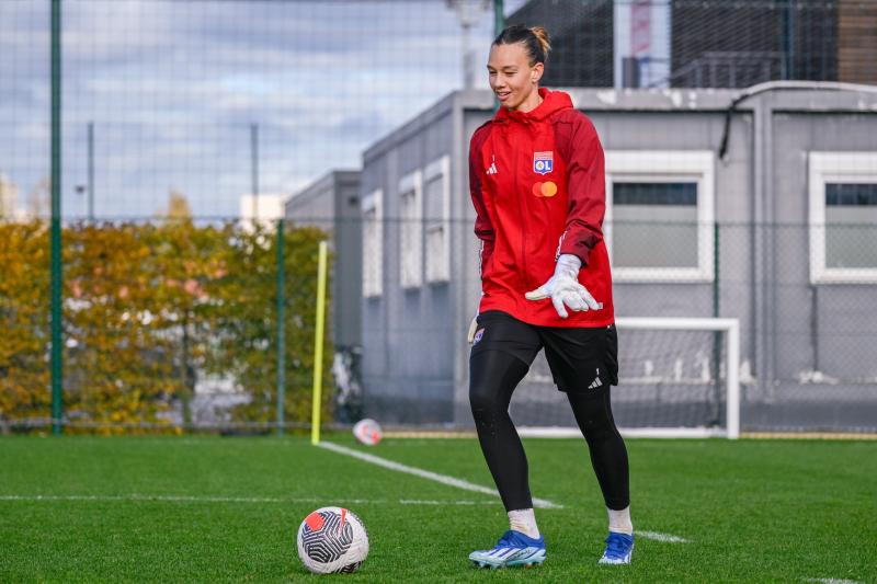 Christiane Endler renovó su contrato con Olympique de Lyon - Crédito: X @OLfeminin